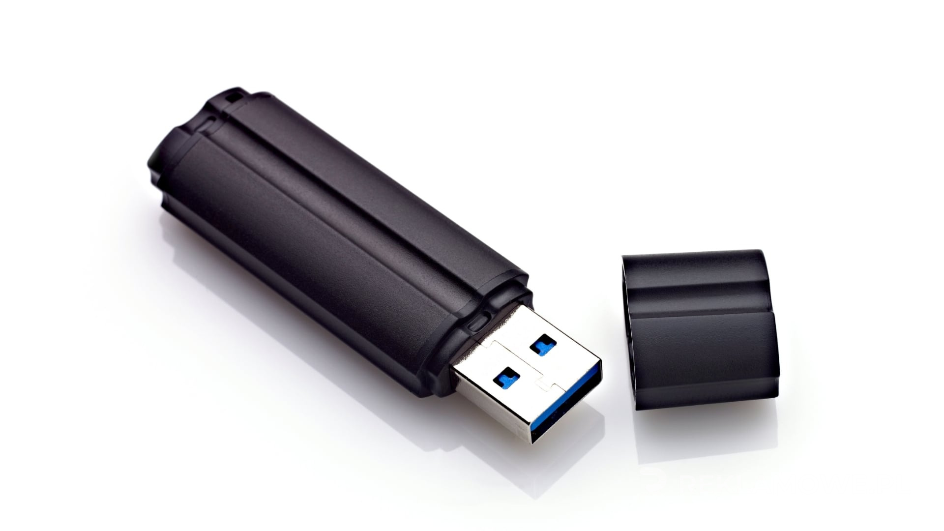 Różne rodzaje nośników reklamowych na stole