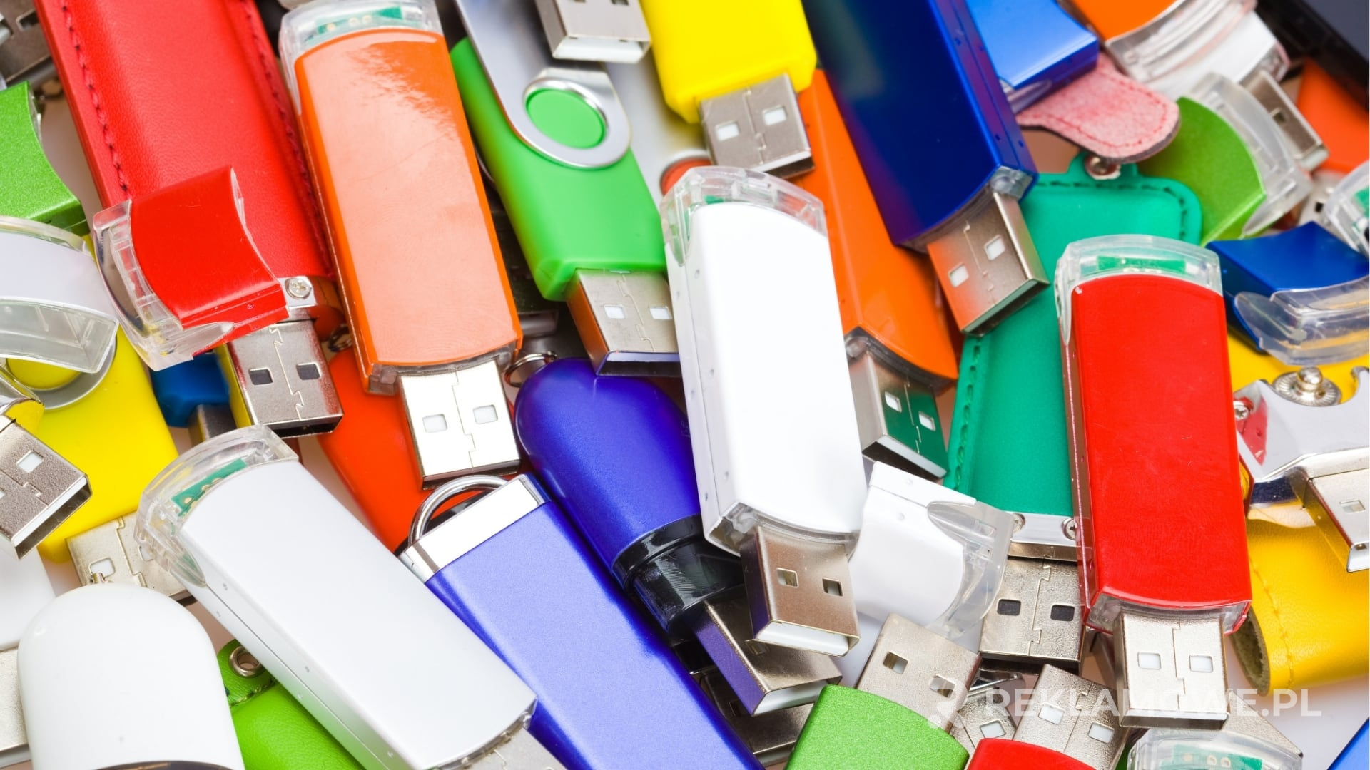 Zaawansowane technologie w pamięciach reklamowych